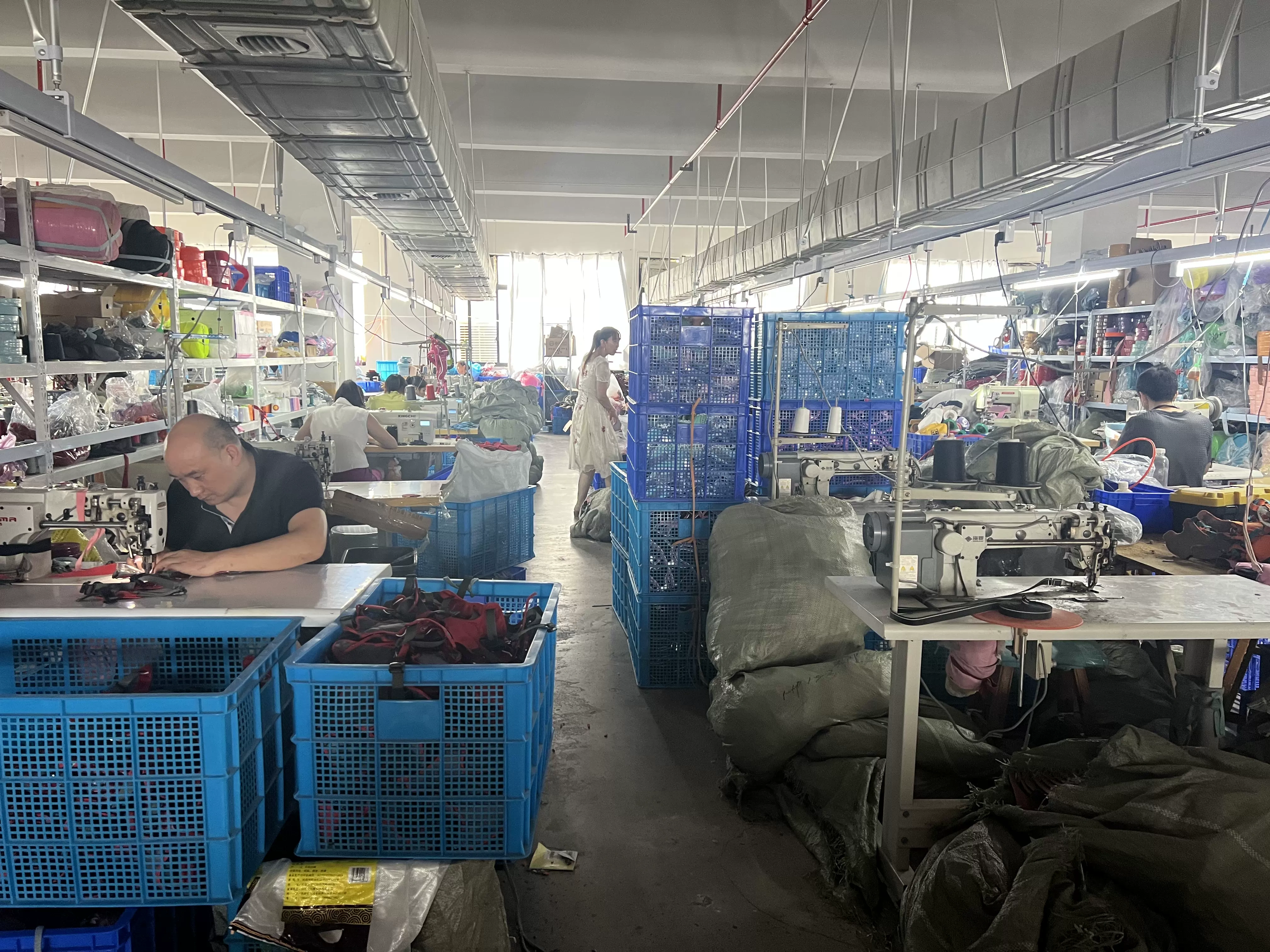 Công ty TNHH cung cấp vật nuôi Ginhua City Hectic