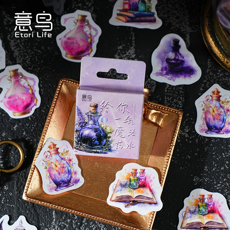 Một chai album dược sĩ với 46 con dấu.