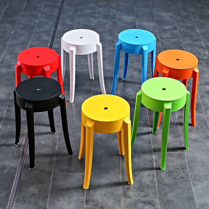 A plastic bench with a thick home table bench, a modern windmill bench, can be folded into a rounded chair for commercial purposes.