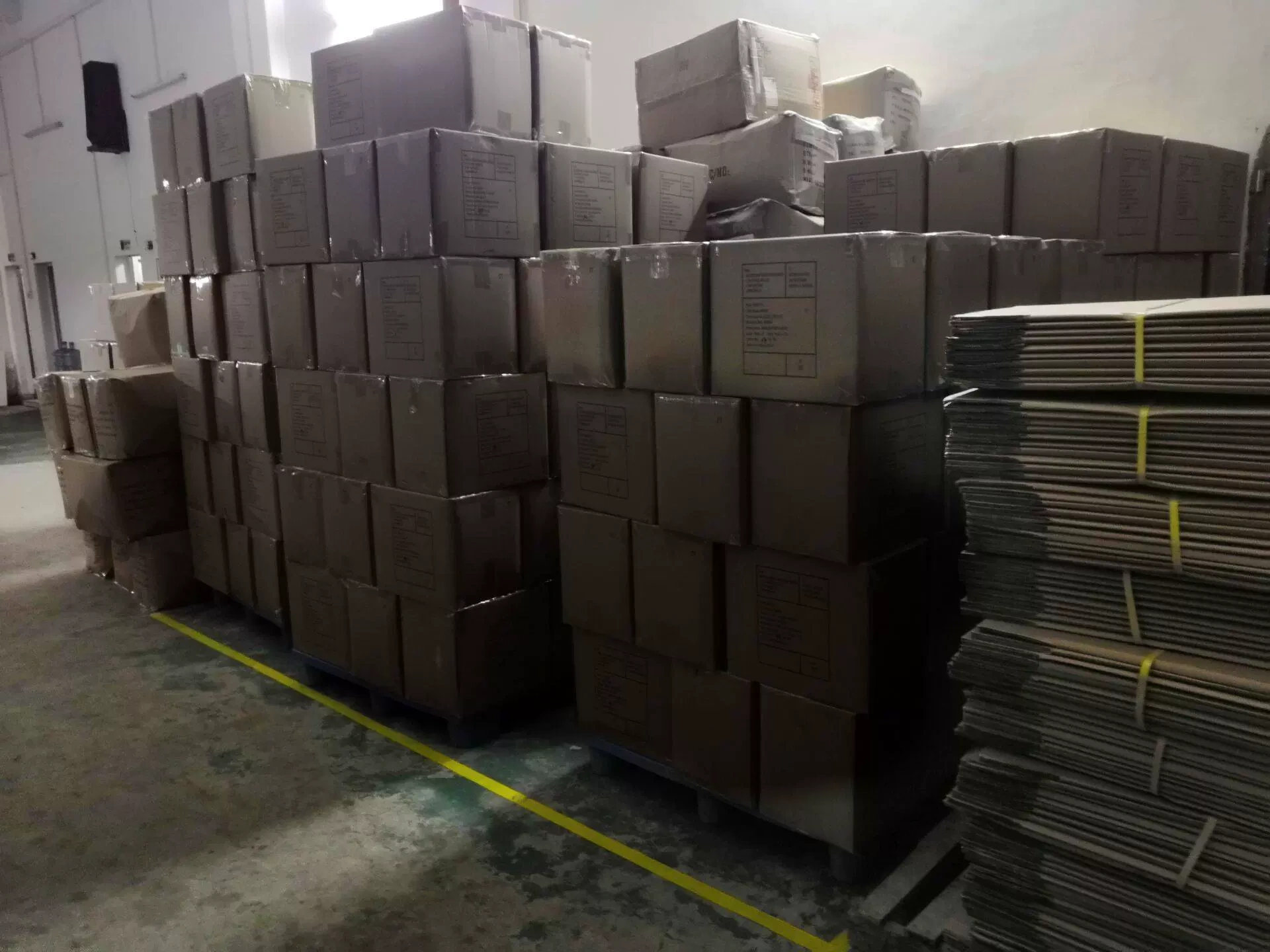 โรงงานเก็บของของคิริน ในสามเมืองของนากายามะ