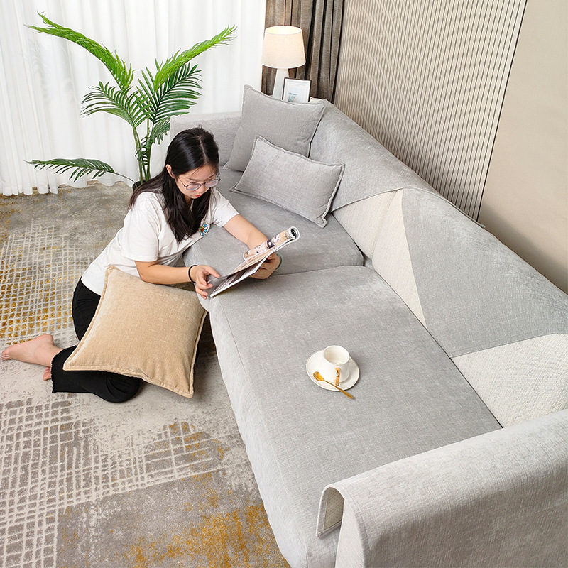 Schinier's thick sofa hood is full of all-powerful four-season U.S.-protected cat grabs a smoother couch cushion.