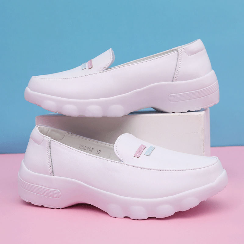 San Bong Fara nurse's shoes lightened in summer and softly breathed anti-smelting slopes and medical shoes white.