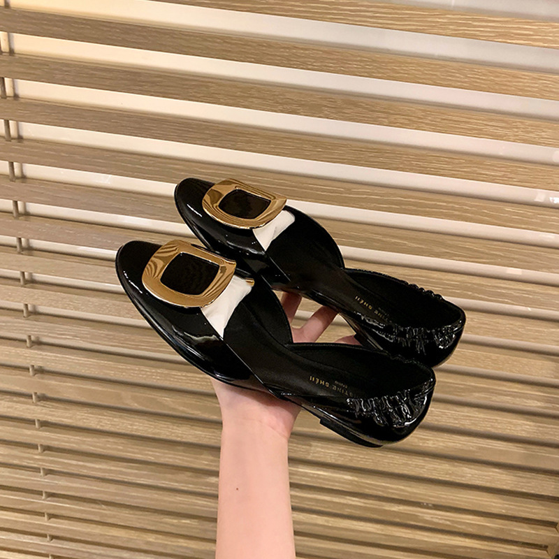 French retrometal squared soles 2024 summer curvatures of an empty ballerina.