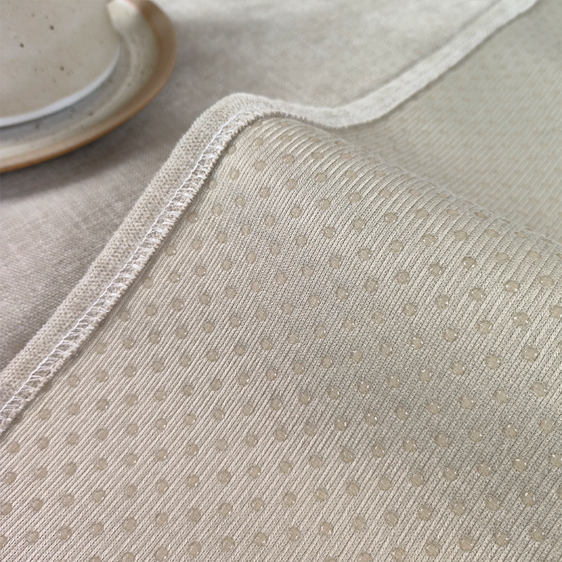 Schinier's summer sofa is about a modern, pure-colour sofa bra with four seasons of generic ski cushions.
