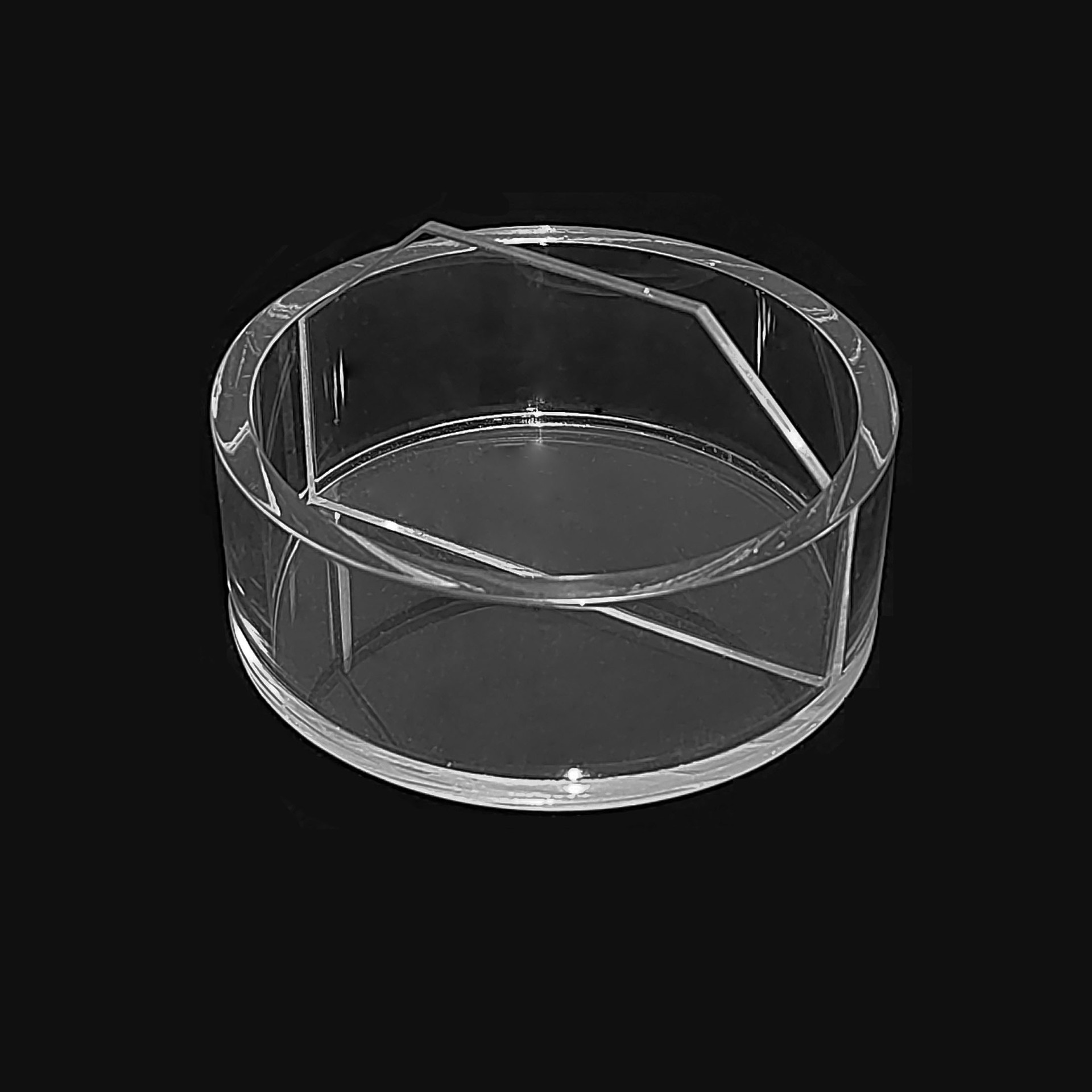 투명한 결정 차와 ashtray 테이블을 위해 주문을 받아서 만들어지는 Acrystals는 기술 둥근 상자의 설치합니다