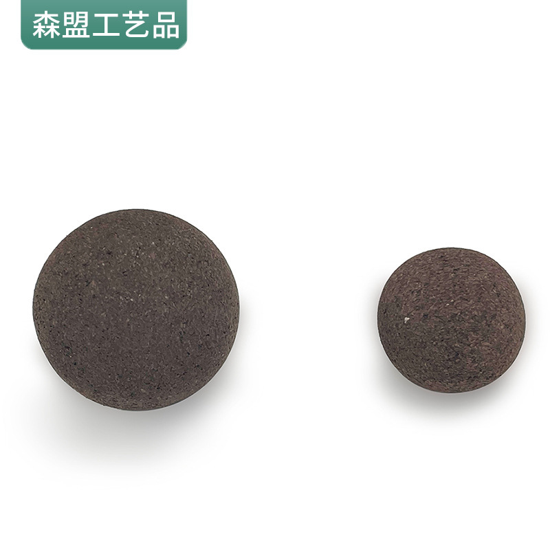 The softwood factory sells carbonized softwood ball roundwood puck for softwood yoga massage.