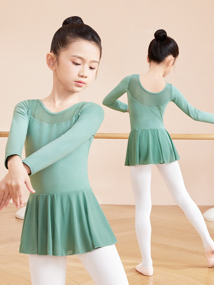 The children's dance dress, long-sleeved, fall test, long-sleeved, ballerina.