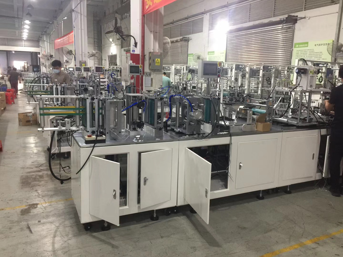 Các nếp gấp toàn tốc độ cao của mặt nạ N95, đường sản xuất mặt nạ N95