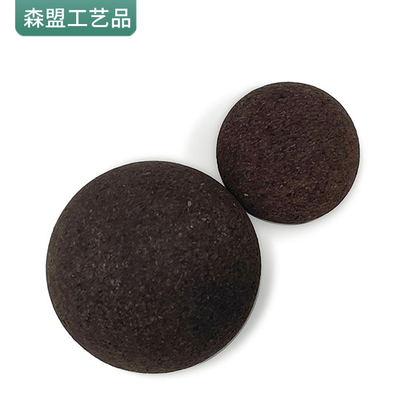 The softwood factory sells carbonized softwood ball roundwood puck for softwood yoga massage.