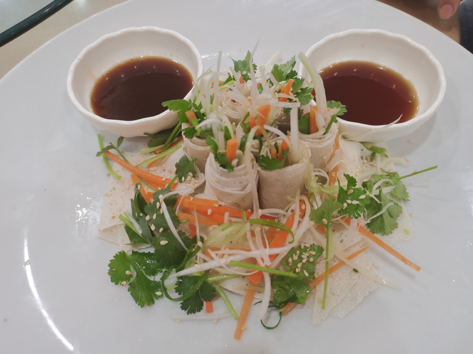 ♪ Anh sẽ cho em một bữa ăn ngon ♪