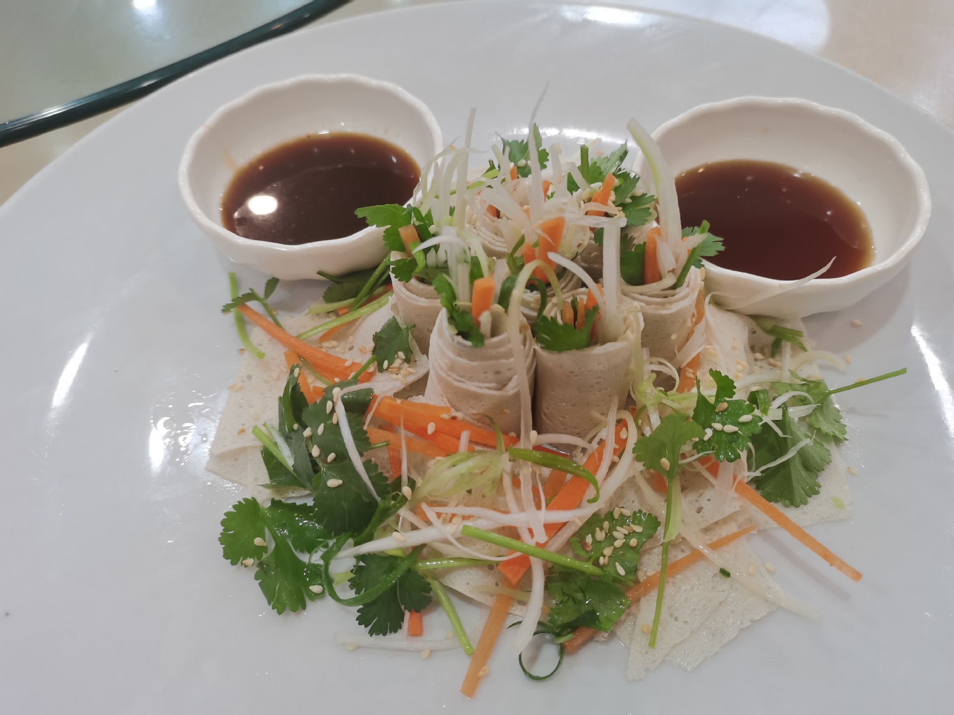 ♪ Anh sẽ cho em một bữa ăn ngon ♪