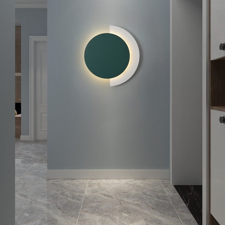 The designer's moonlight-eating walllights, the modern Nordic creative aisle halls, are about romantic, light and luxurious bedside headlights.