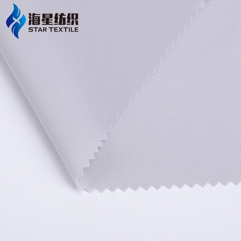 70D, bốn bên bom ở vĩ độ. Nilware.