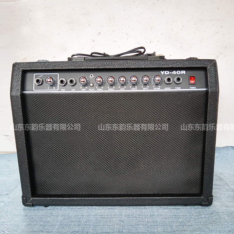 40W กล่องกีตาร์กีตาร์ตู้กีตาร์ไม้ ข่าวลือเกี่ยวกับการสูญเสียเข็มขัดเสียง 2 รูในการรองรับไมโครโฟน