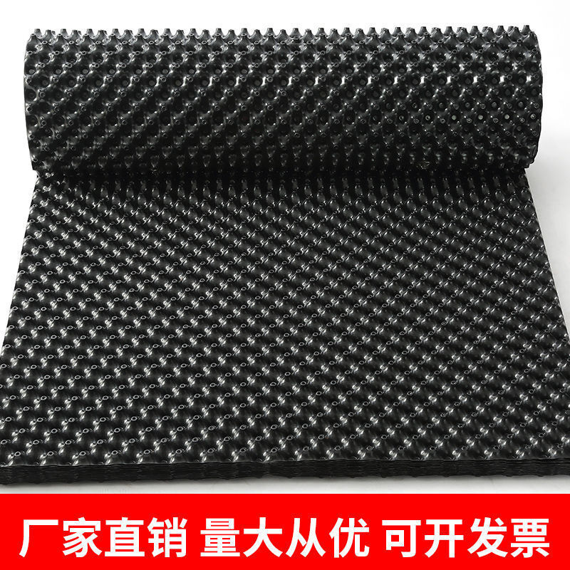 Cây trồng được tùy chỉnh hàng hóa và cây trồng có quyền kiểm soát root trồng cây có giới hạn hơn rễ.