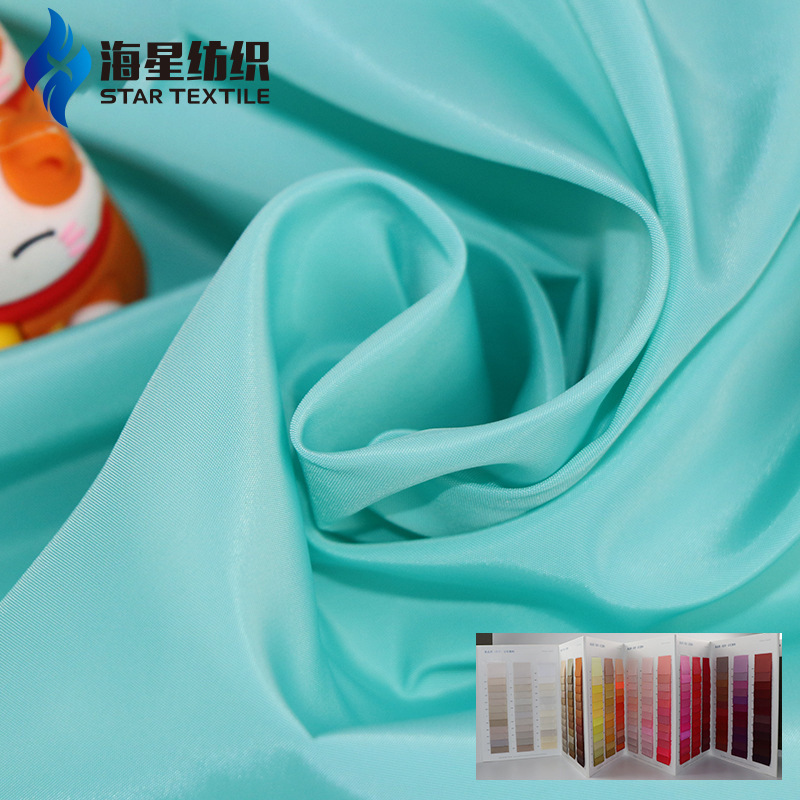 Tôi có rất nhiều vết in bằng nhung và hồi tưởng.
