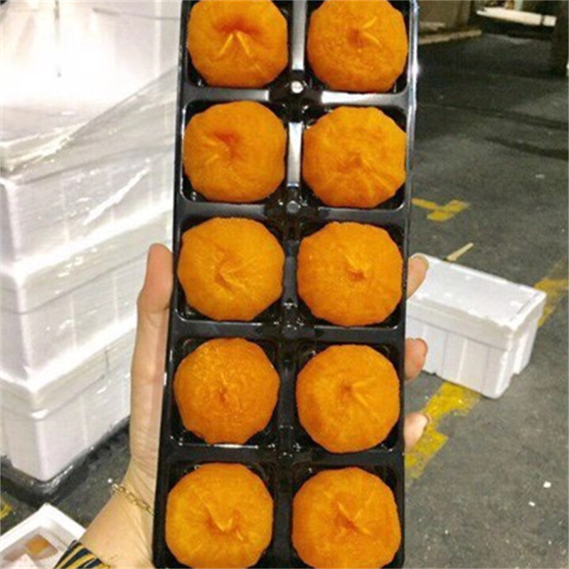 Fresh box full of tomato cream for tomatoes.