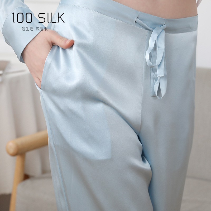 Nhà máy sẽ làm món pyjama bằng lụa cho quý cô để thử nghiệm di căn 19m.