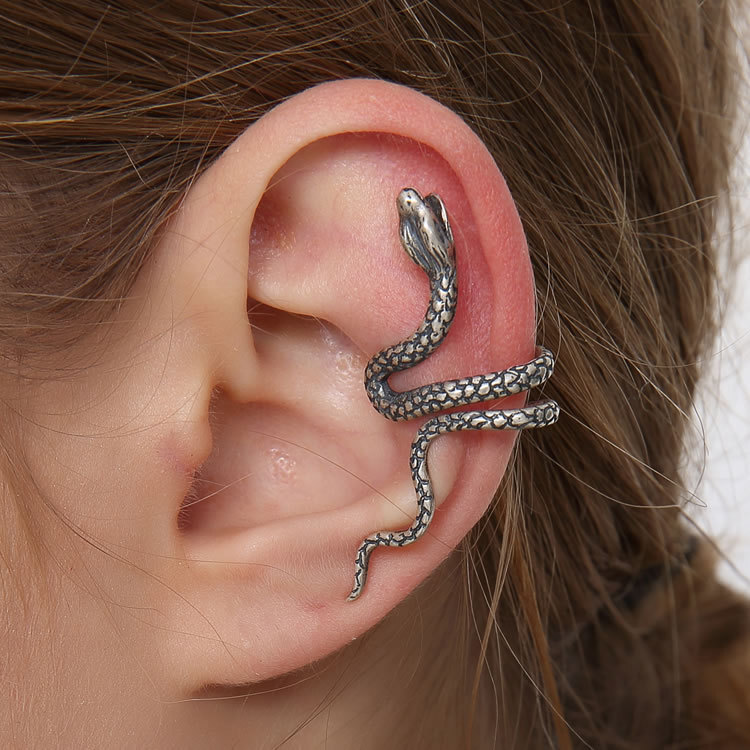 DarkDream s925 pure silver snake-shaped earplugs designed for individual earring.