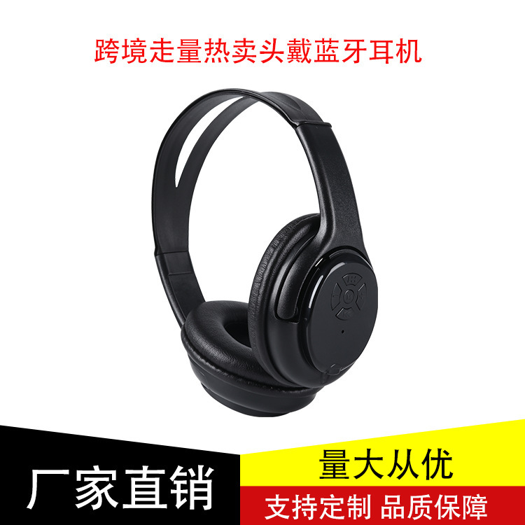 Tai nghe mới xuyên răng và máy nghe âm thanh tai không dây.