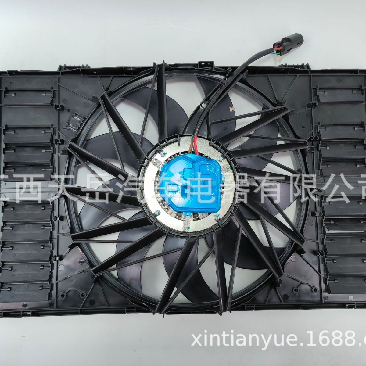 Cho fan hâm mộ Porsche Paramera, 600W điện tử fan, OE 97010606103