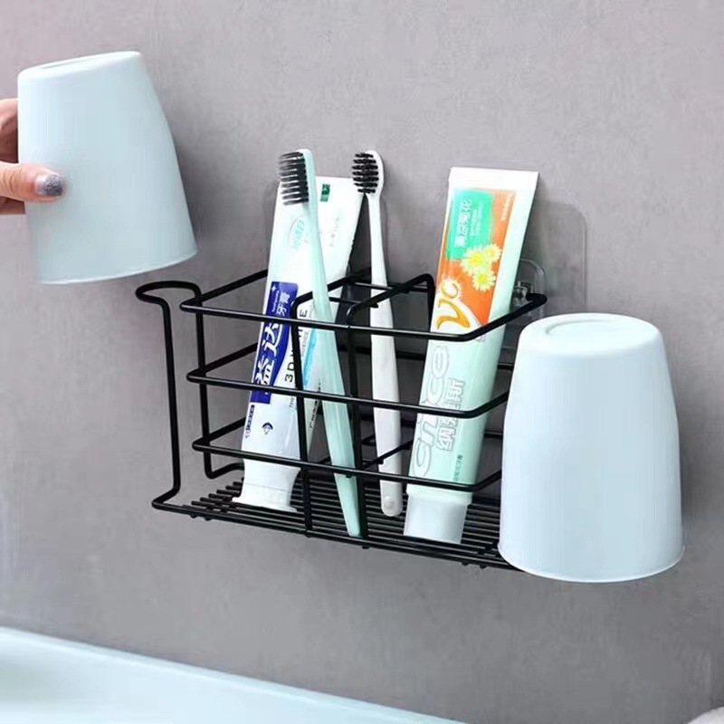 Tôi không cần phải đâm một cái lỗ trên bàn chải sắt.