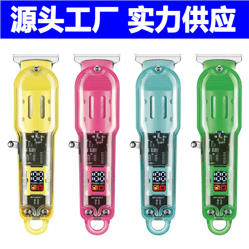 Sắp xếp hàng mới và trong suốt công việc làm tóc bằng chất lỏng tái tạo lại dầu đầu.