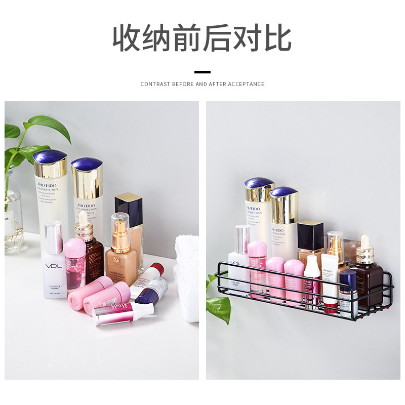 Trong nhà vệ sinh, nhà vệ sinh không có lỗ.