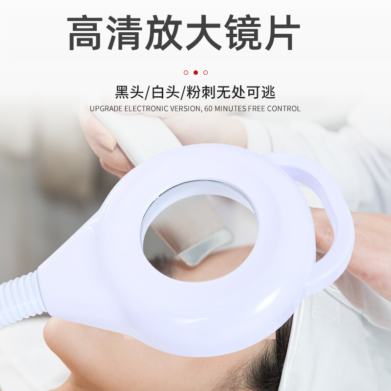 Đèn LED lạnh với ánh sáng bóng loáng, phòng khách xinh đẹp phóng đại gương, ánh sáng không bóng tối.