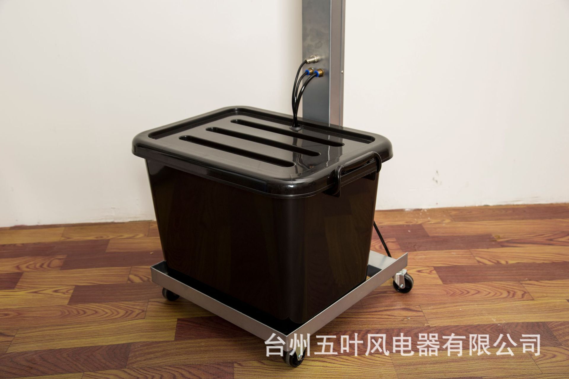 Quạt phun nước nâng hạ quạt công nghiệp điều khiển từ xa phun nước với quạt ướt xưởng điện giảm giá bán buôn