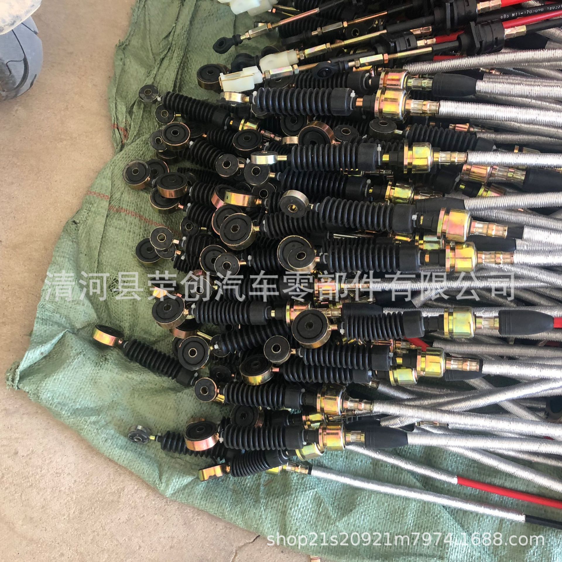 2E1321308 áp dụng cho Mercedes Spring, phanh dây phanh, dây kéo, dây kéo xe.