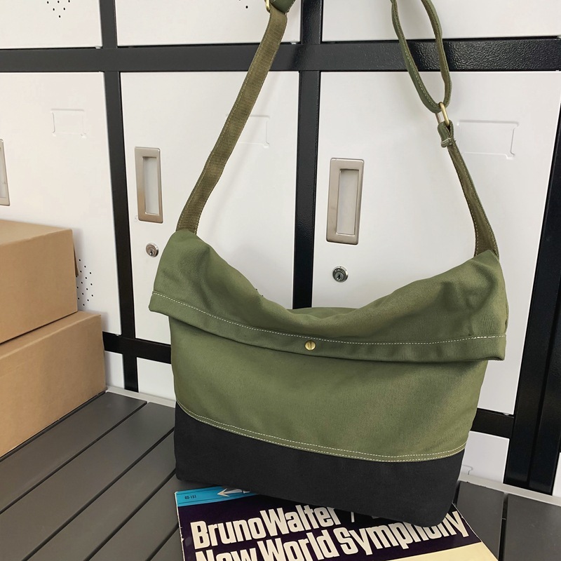 Customize multi-colour large-capacity canvass with a short coloured fashion.