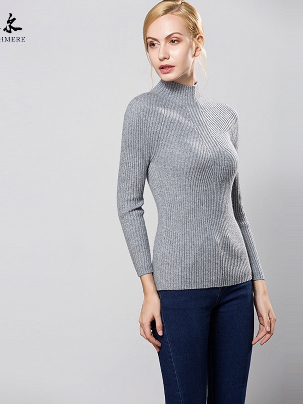 Ordos city's new cashmere in the fall and winter led by a t-shirt and a t-shirt.