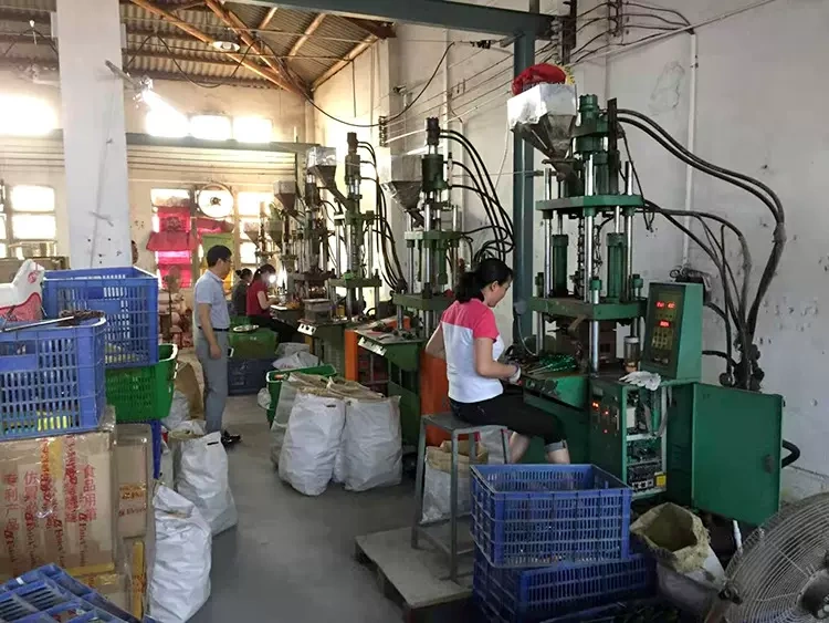 Tim Hada, Thành phố Shenzhen.