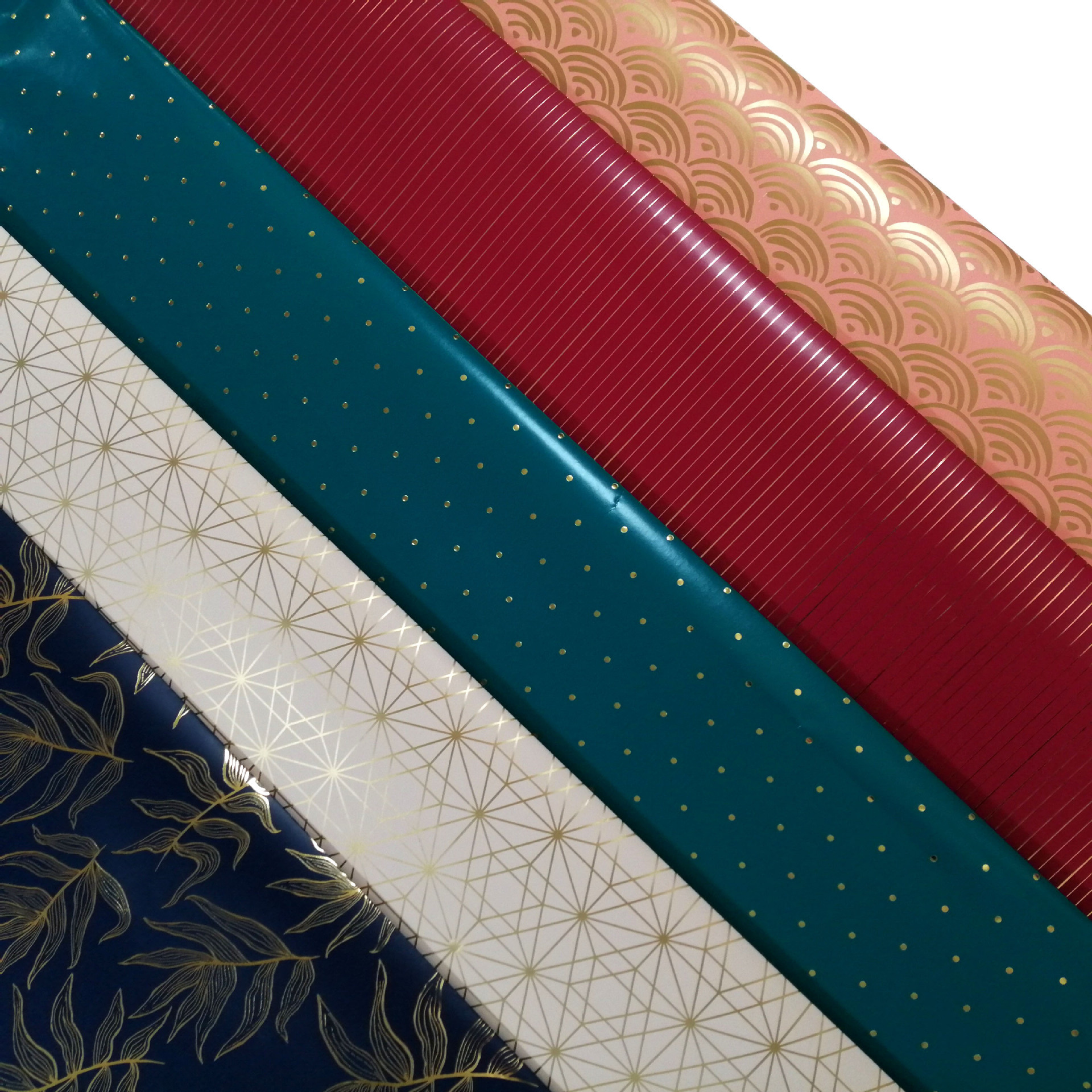 Two-sided printing of paper for flowers, paper for hot and golden gifts.