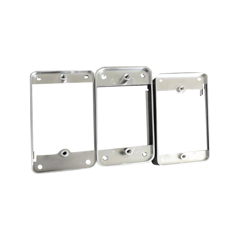 Đồ nội thất của Thẩm Trung Quốc bị khóa ở khung ngoài.