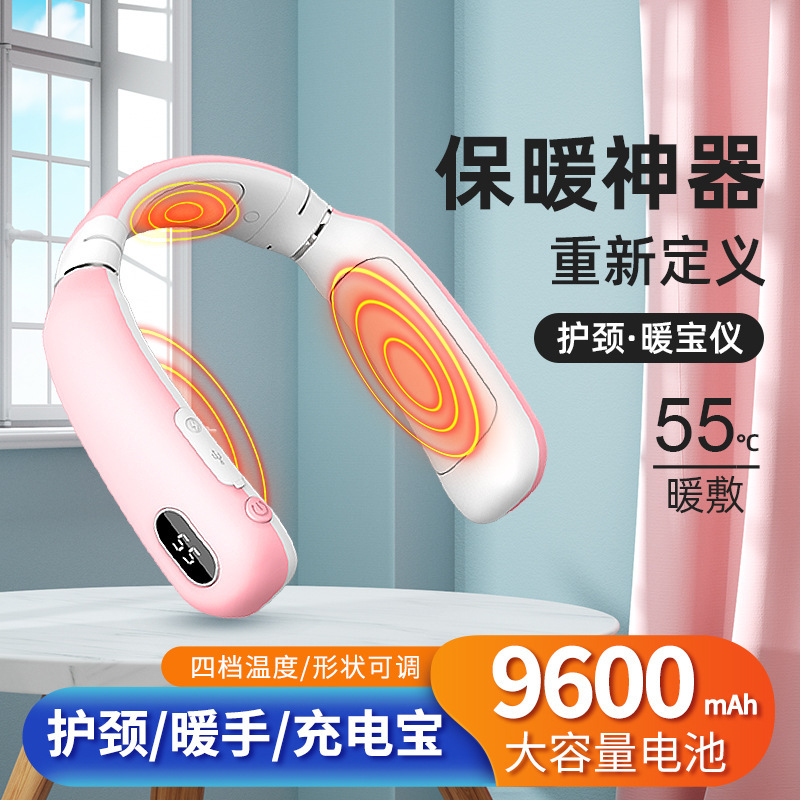Một màn hình cổ ấm mới với vài cái móc xách tay.