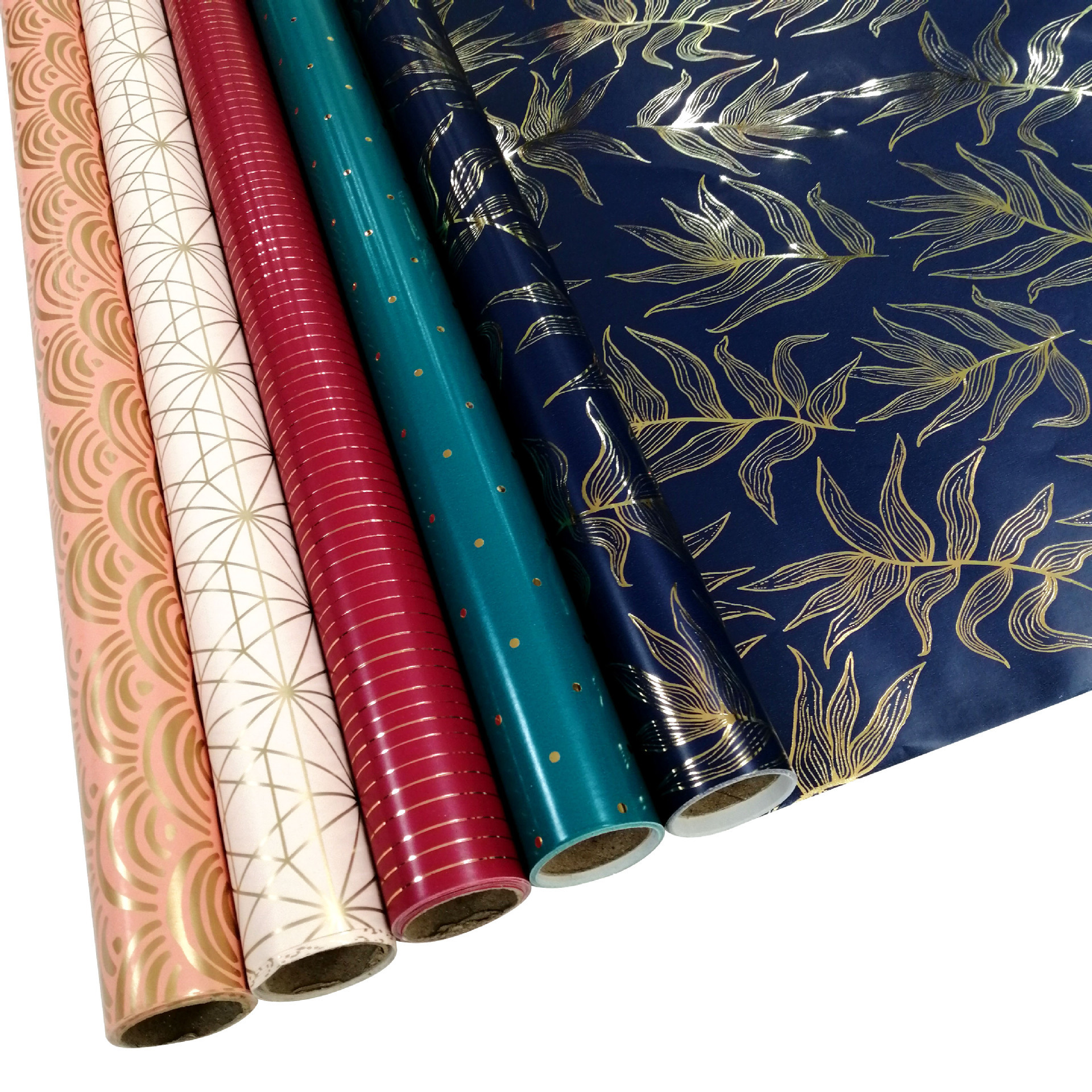 Two-sided printing of paper for flowers, paper for hot and golden gifts.