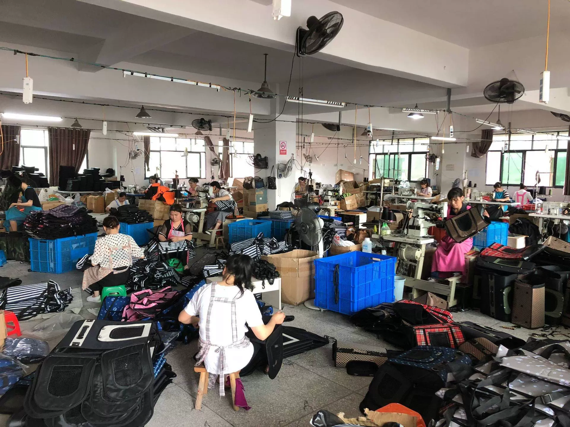 Công ty TNHH Vật tư Rongji Petty
