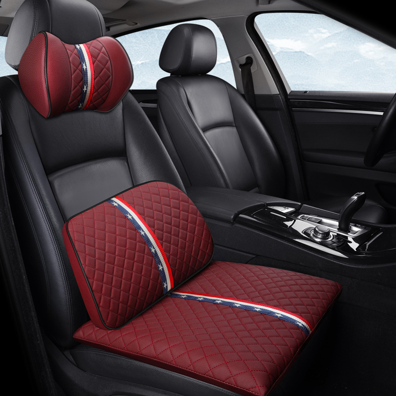 The car's star pillow is a pair of car-mounted necks under the neck of the pillow.