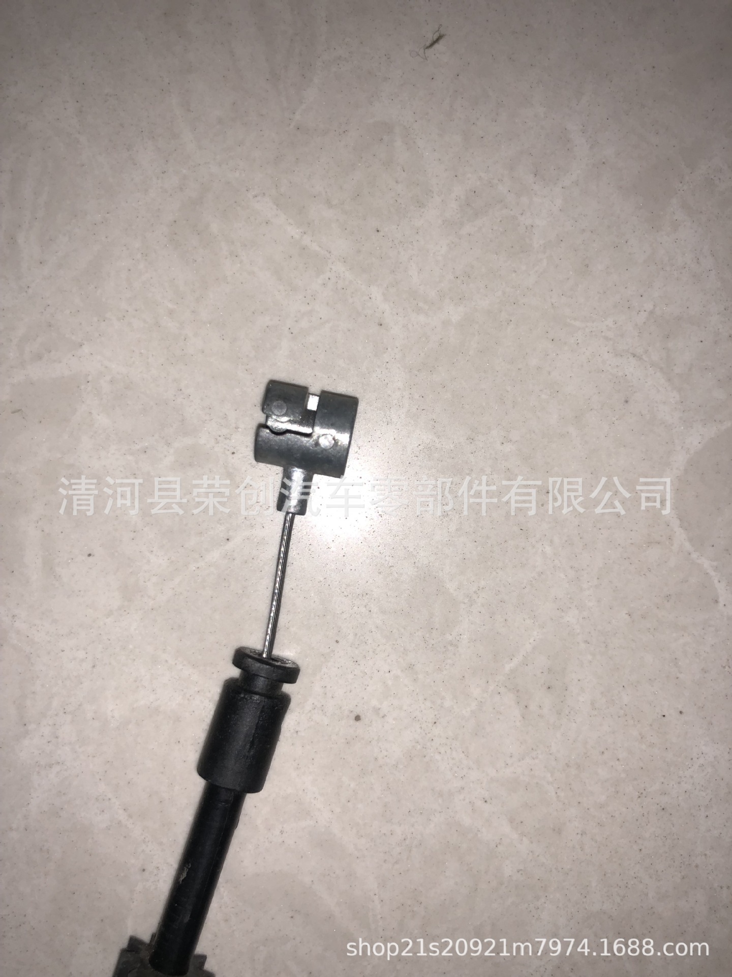8128022003 cho Kia, kéo cốp xe, kéo xe tăng.