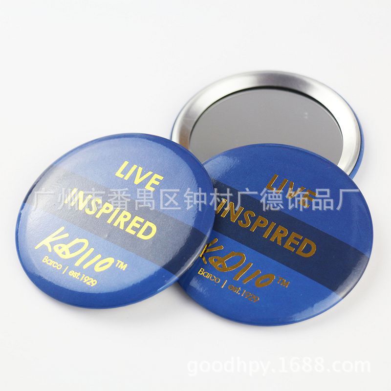 Gương 75MM màu, một chiếc gương nhỏ mà nhà sản xuất đã ra lệnh làm một quảng cáo cho một cái kẹp sắt nung tròn.