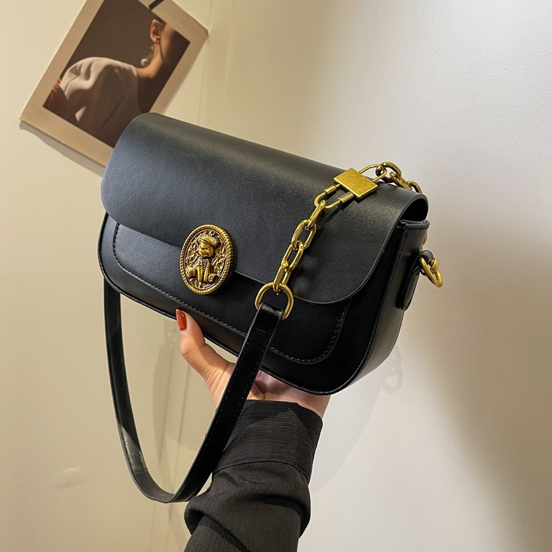 The new 2024 Fashion Fashion Fashion Fashion Fashion in autumn and winter.