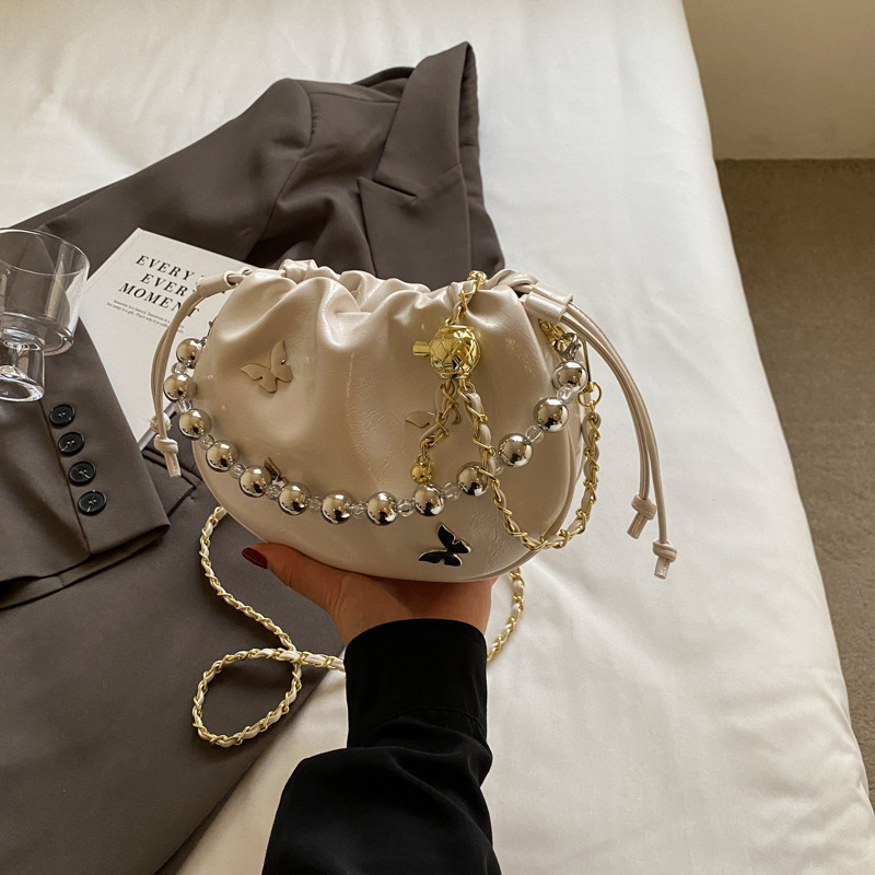 593367 new high-end slant-packed, small-scale design chain with a hot summer bucket bag.