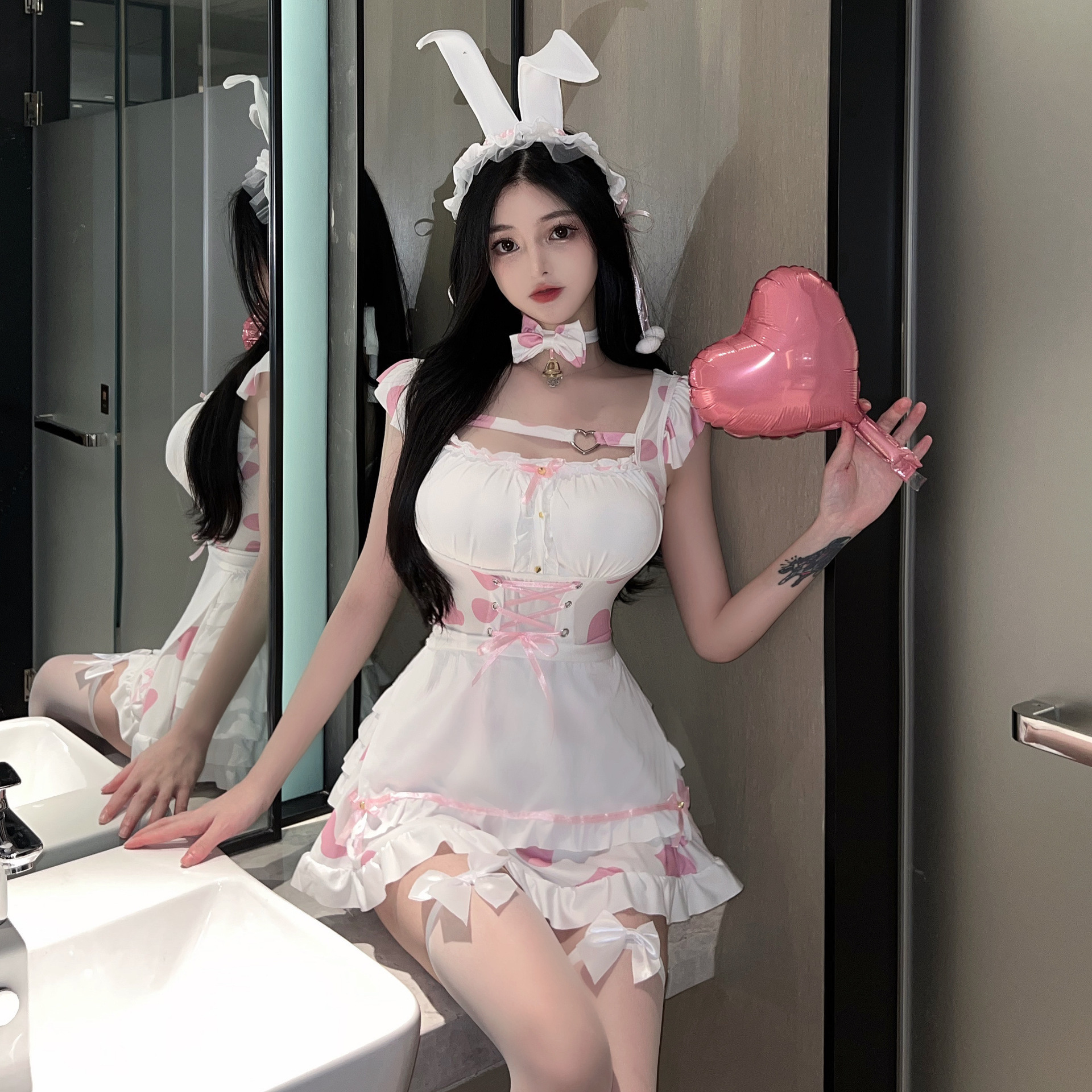 Đồ lót gợi cảm, đồng phục bò màu hồng gợi cảm, người hầu thỏ chơi một bộ váy.