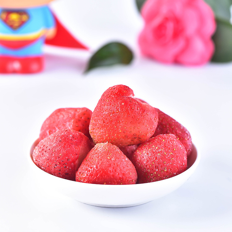 ราดสตรอเบอรี่สด 1 กิโลกรัม, ของหวานสตรอเบอรี่แช่แข็ง, นมเย็นและร้านชา, น้ําผลไม้และผลไม้