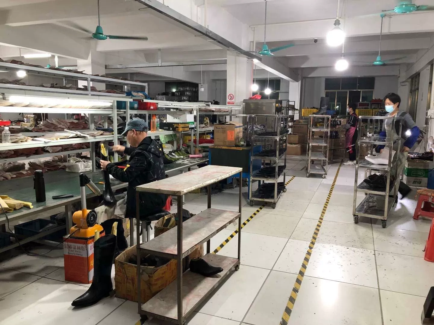Guangzhou City Goldmen's Shoes Co. Ltd.