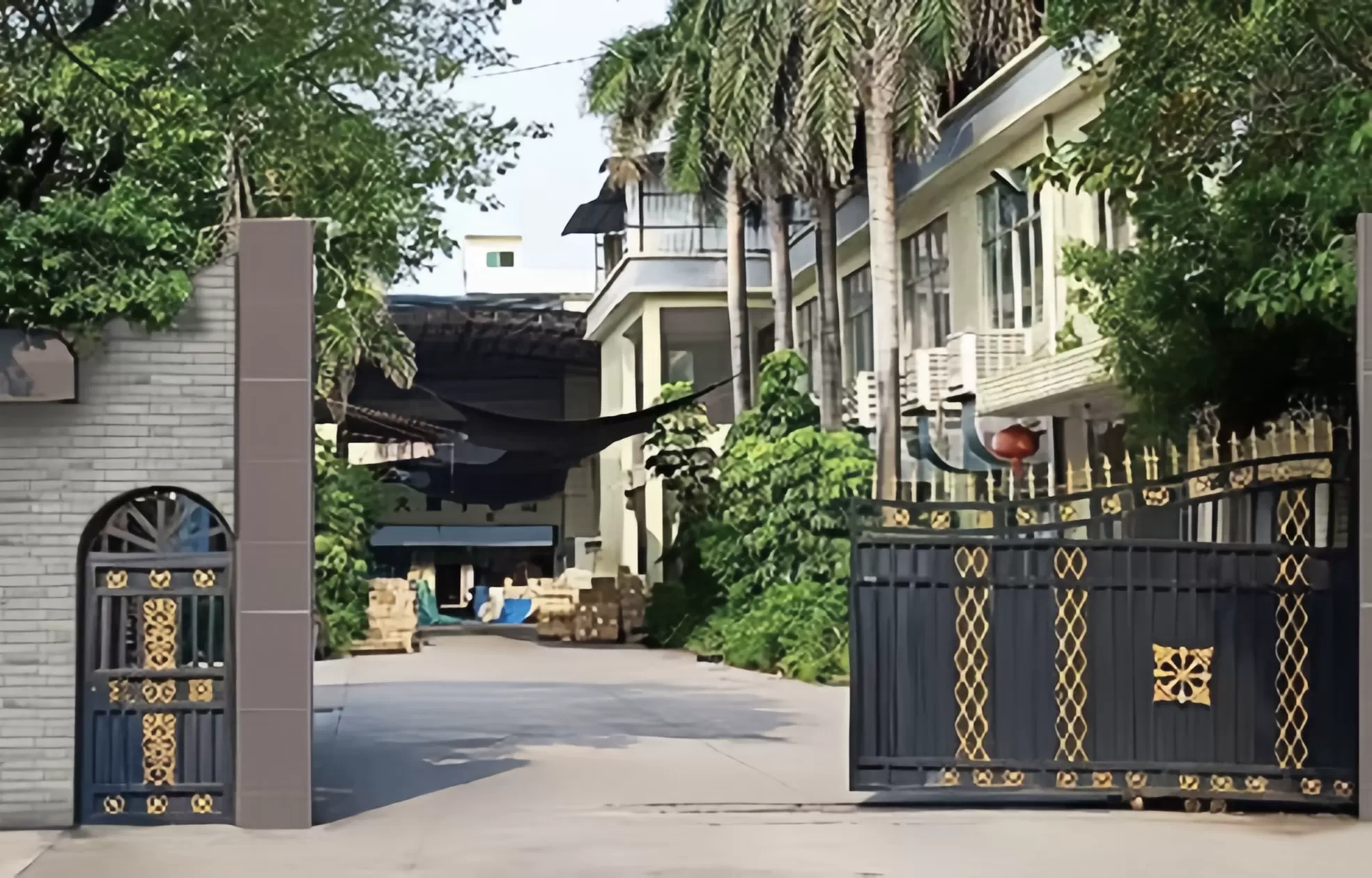 Vania chất dẻo giới hạn, Quảng Châu
