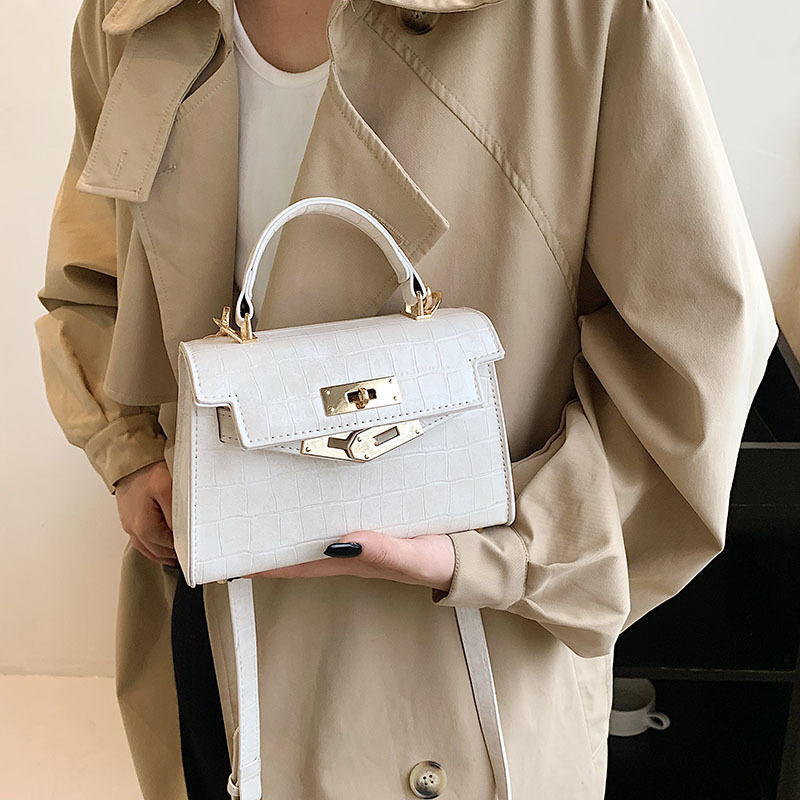 69B720 small bag girl, 2022 new twirling bag, stone-striped little bag, Kelly bag.