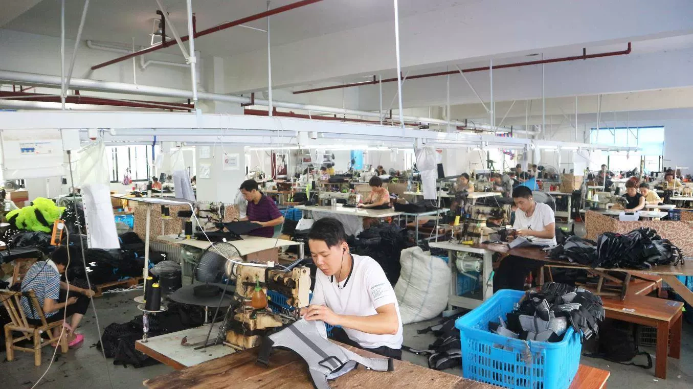 Công ty TNHH Sản xuất Vật tư Giải trí Sinoe, Thành phố Đông Dương